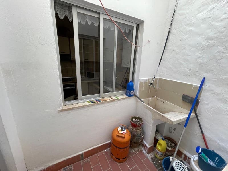 8 bedroom Townhouse for sale in Torrox - € 299,000 (Ref: 9790844)