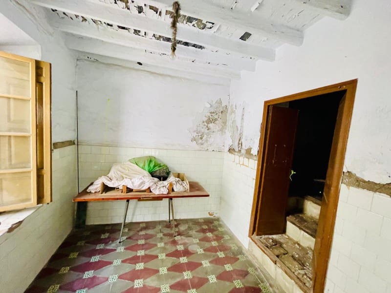 8 bedroom Townhouse for sale in Torrox - € 299,000 (Ref: 9790844)