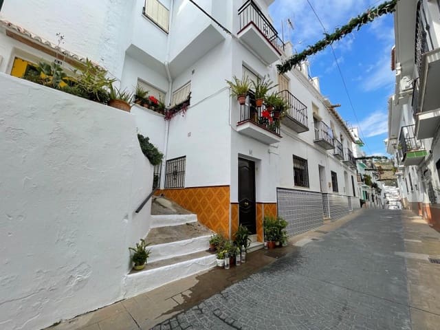 8 soverom Hus til salgs i Torrox Pueblo, Torrox - € 299 000 (Ref: 9790844)