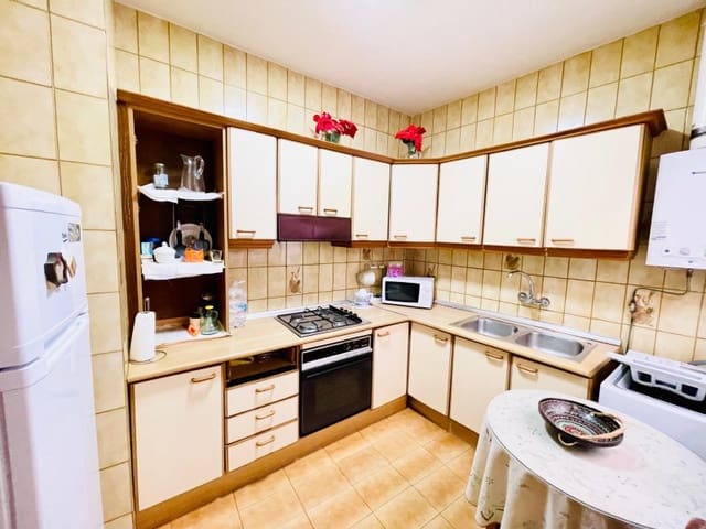 8 soverom Hus til salgs i Torrox Pueblo, Torrox - € 299 000 (Ref: 9790844)