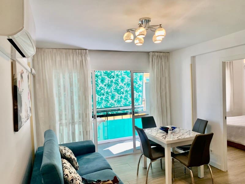 2 bedroom Flat for sale in Torre del Mar - € 278,900 (Ref: 9794359)