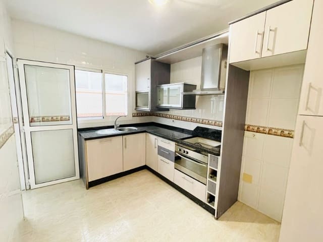 3 sypialnia Mieszkanie na sprzedaż w Urbanización Santa Rosa, Torrox z basenem - 289 000 € (Ref: 9797019)