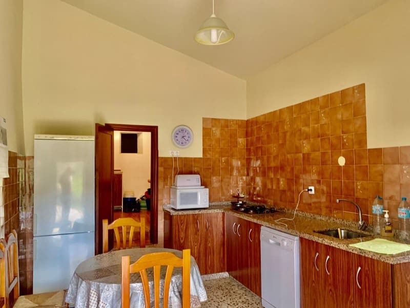 6 bedroom Finca/Country House for sale in Casabermeja with garage - € 320,000 (Ref: 9797020)