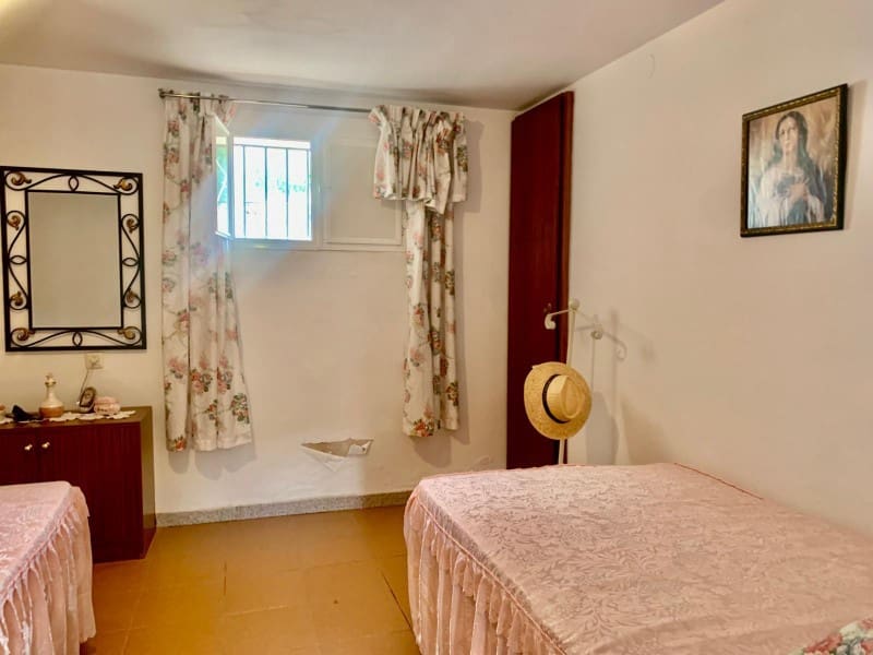 6 bedroom Finca/Country House for sale in Casabermeja with garage - € 320,000 (Ref: 9797020)