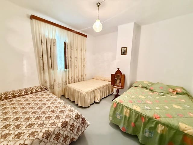 5 Zimmer Haus zu verkaufen in Jayena - 119.000 € (Ref: 9799046)