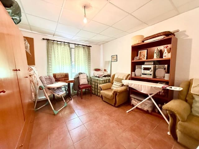 4 sovrum Hus till salu i El Turro, Cacín med garage - 299 000 € (Ref: 9804241)