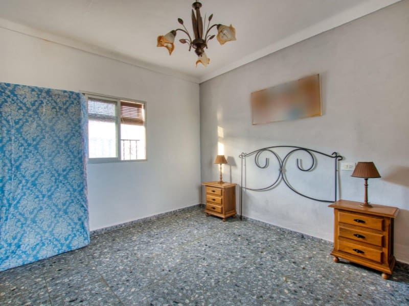 Casa de 3 habitaciones en Benamargosa en venta con garaje - 150.000 € (Ref: 9807842)