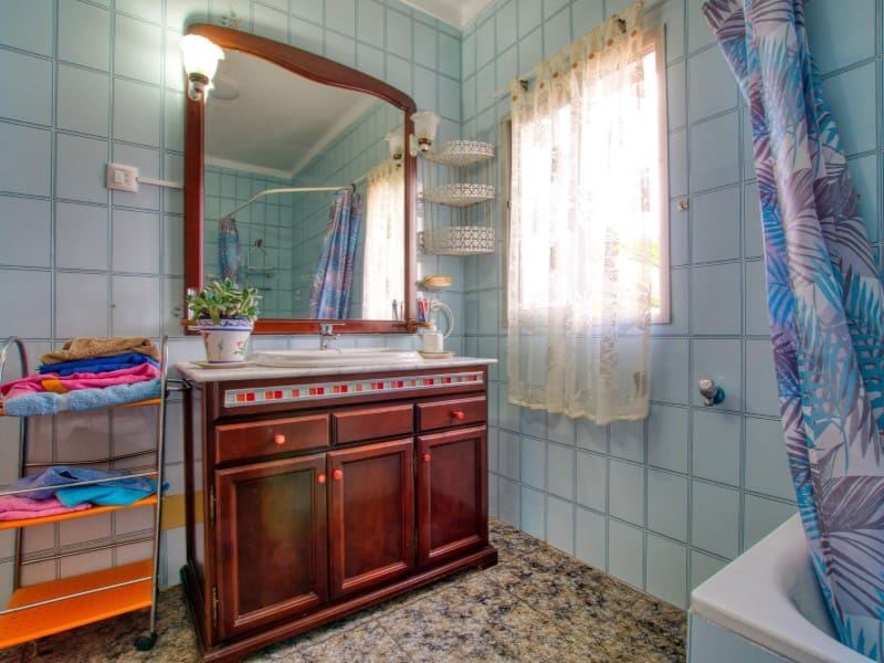 Casa de 3 habitaciones en Benamargosa en venta con garaje - 150.000 € (Ref: 9807842)