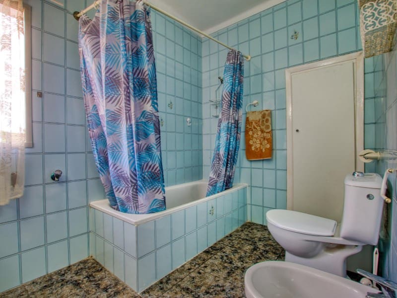 Casa de 3 habitaciones en Benamargosa en venta con garaje - 150.000 € (Ref: 9807842)