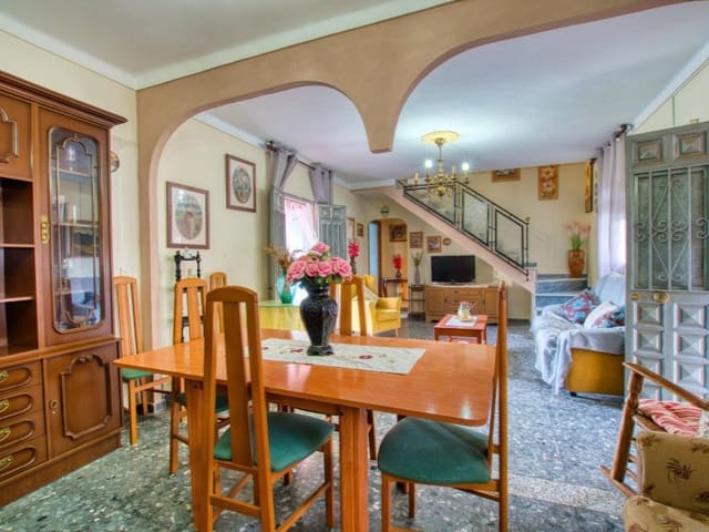 3 soverom Hus til salgs i Benamargosa med garasje - € 150 000 (Ref: 9807842)