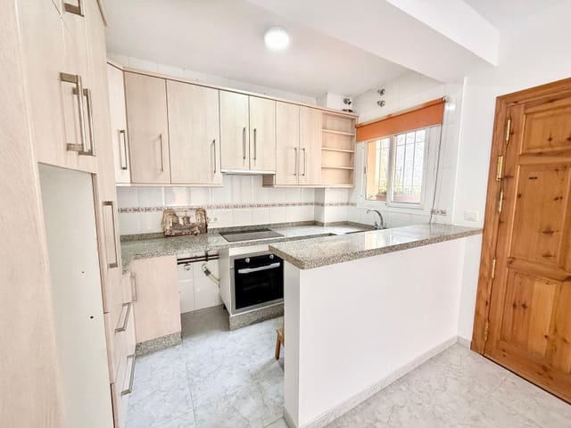 1 quarto Apartamento para venda em Nueva Nerja, Nerja com piscina - 189 000 € (Ref: 9807843)