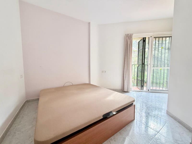 1 quarto Apartamento para venda em Nerja com piscina - 189 000 € (Ref: 9807843)