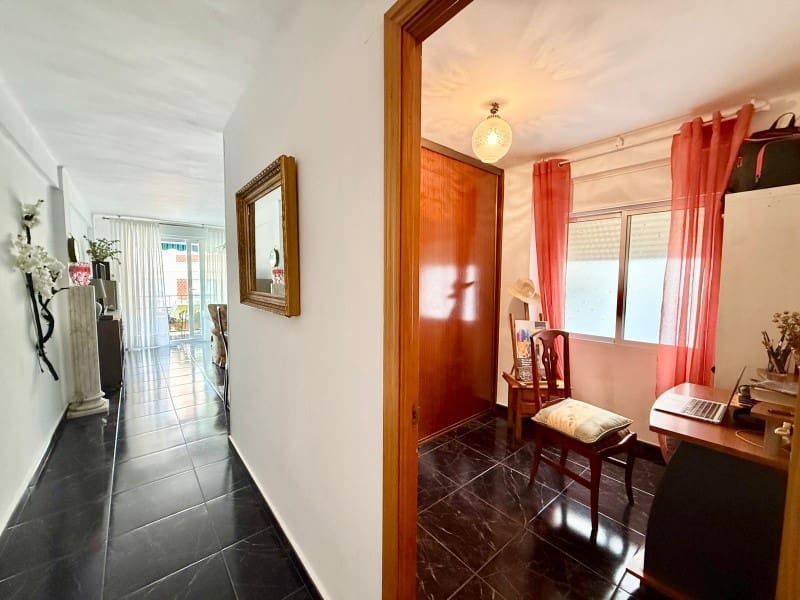3 sovrum Lägenhet till salu i Velez-Malaga - 271 500 € (Ref: 9811404)