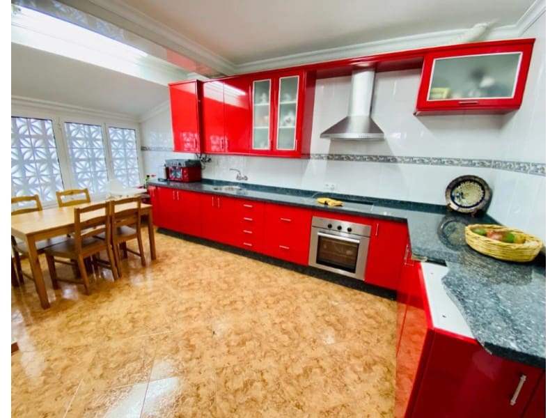 3 slaapkamer Huis te koop in Caleta de Velez - € 369.000 (Ref: 9817856)