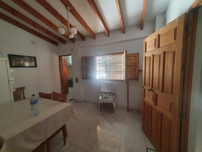 5 bedroom Townhouse for sale in Velez-Malaga - € 225,000 (Ref: 9820218)