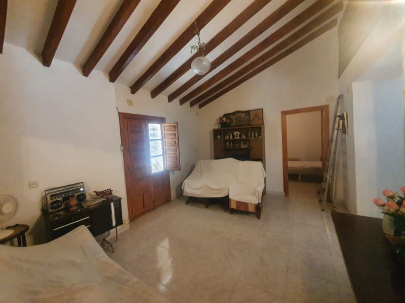5 bedroom Townhouse for sale in Velez-Malaga - € 225,000 (Ref: 9820218)
