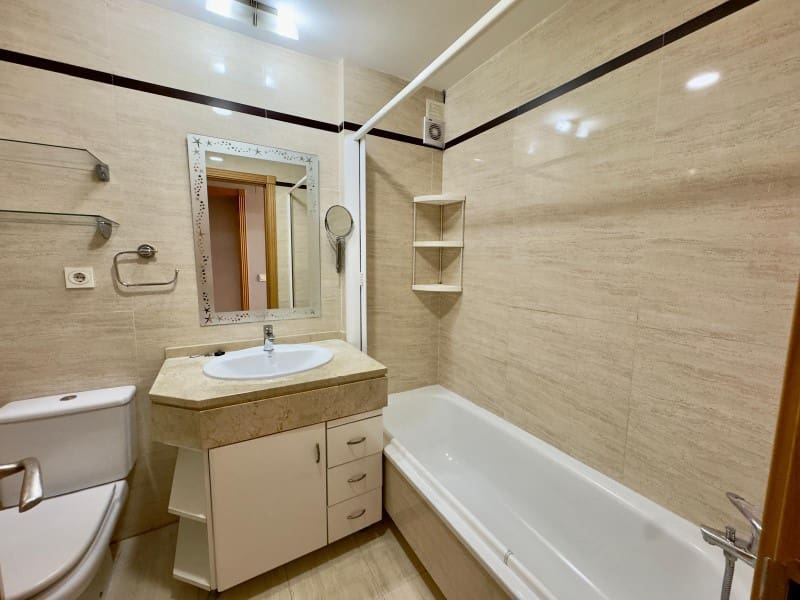 3 bedroom Flat for sale in Torrox-Costa with garage - € 305,000 (Ref: 9822426)