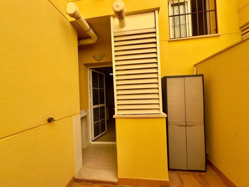 3 bedroom Flat for sale in Torrox-Costa with garage - € 305,000 (Ref: 9822426)