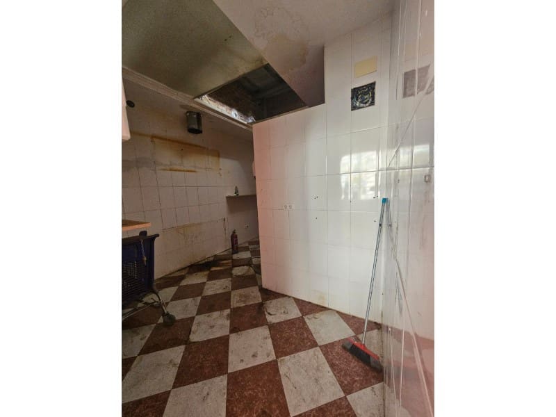 Gewerbe zu verkaufen in Torrox-Costa - 200.000 € (Ref: 9822428)
