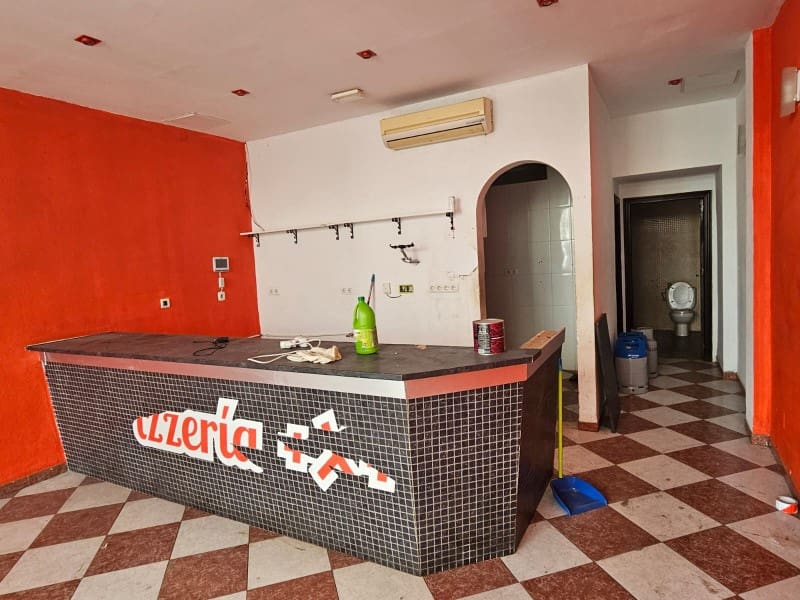 Gewerbe zu verkaufen in Torrox-Costa - 200.000 € (Ref: 9822428)
