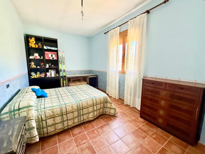 6 soveværelse Finca/Landehus til salg i Alhama de Granada med garage - € 250.000 (Ref: 9850974)