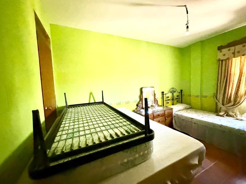 6 soveværelse Finca/Landehus til salg i Alhama de Granada med garage - € 250.000 (Ref: 9850974)