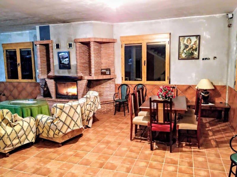 6 soveværelse Finca/Landehus til salg i Alhama de Granada med garage - € 250.000 (Ref: 9850974)