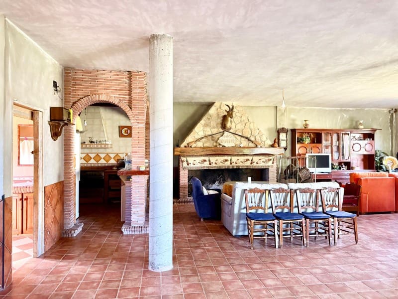 6 soveværelse Finca/Landehus til salg i Alhama de Granada med garage - € 250.000 (Ref: 9850974)