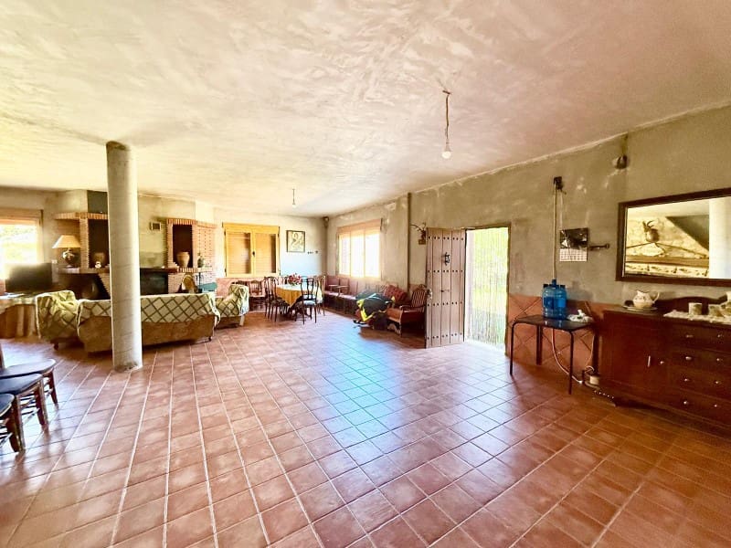 6 soveværelse Finca/Landehus til salg i Alhama de Granada med garage - € 250.000 (Ref: 9850974)