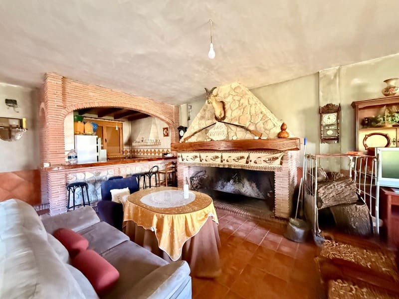 6 soveværelse Finca/Landehus til salg i Alhama de Granada med garage - € 250.000 (Ref: 9850974)