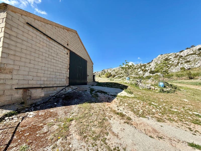 6 soveværelse Finca/Landehus til salg i Alhama de Granada med garage - € 250.000 (Ref: 9850974)