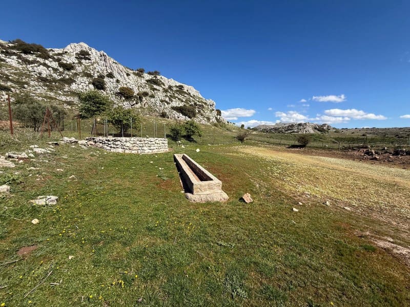 6 soveværelse Finca/Landehus til salg i Alhama de Granada med garage - € 250.000 (Ref: 9850974)