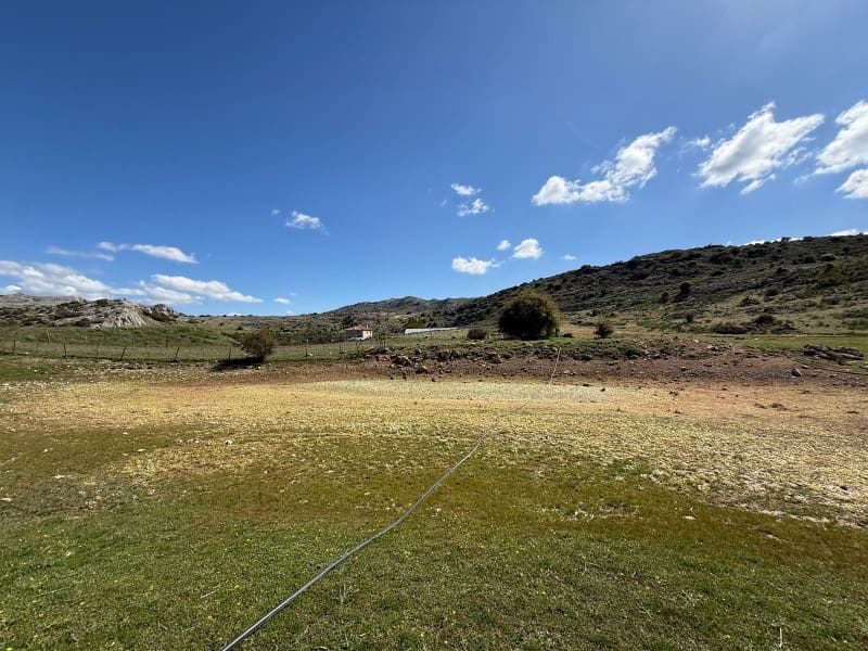 6 soveværelse Finca/Landehus til salg i Alhama de Granada med garage - € 250.000 (Ref: 9850974)
