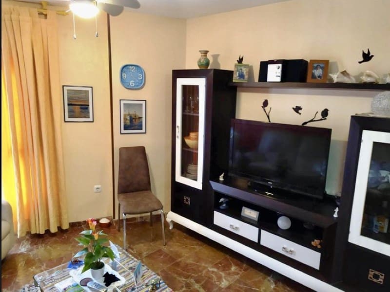 1 bedroom Flat for sale in El Morche with pool - € 182,000 (Ref: 9906841)