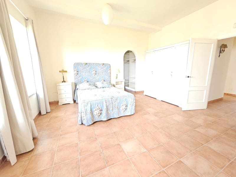 3 quarto Casa em Banda para venda em Torrox-Costa com piscina garagem - 675 000 € (Ref: 9906842)