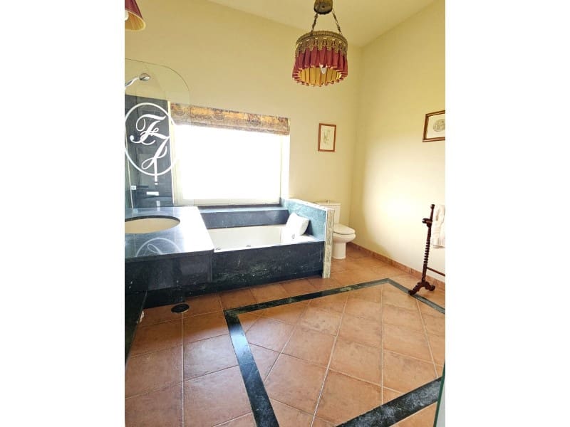 3 quarto Casa em Banda para venda em Torrox-Costa com piscina garagem - 675 000 € (Ref: 9906842)
