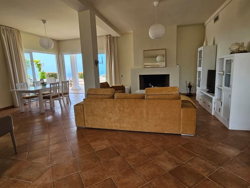 3 quarto Casa em Banda para venda em Torrox-Costa com piscina garagem - 675 000 € (Ref: 9906842)