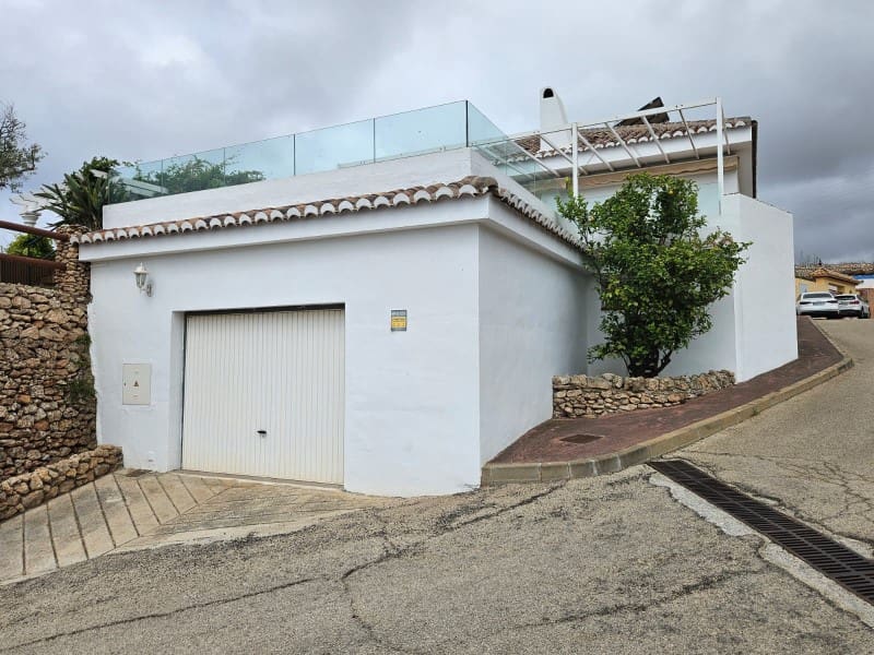 3 quarto Casa em Banda para venda em Torrox-Costa com piscina garagem - 675 000 € (Ref: 9906842)