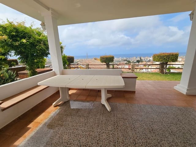3 quarto Casa em Banda para venda em Urbanización Santa Rosa, Torrox com piscina garagem - 675 000 € (Ref: 9906842)