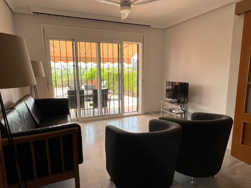 4 quarto Moradia para arrendar em Caleta de Velez com piscina - 1 600 € (Ref: 9915745)