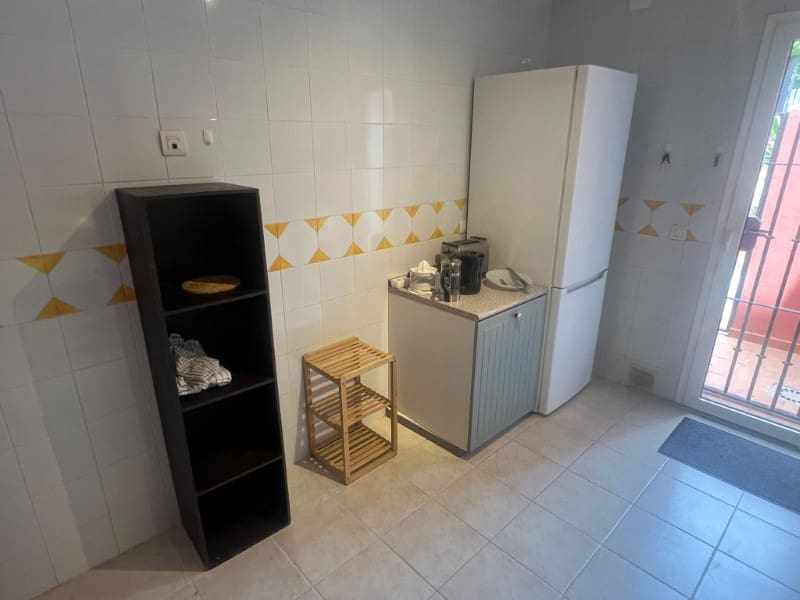4 quarto Moradia para arrendar em Caleta de Velez com piscina - 1 600 € (Ref: 9915745)