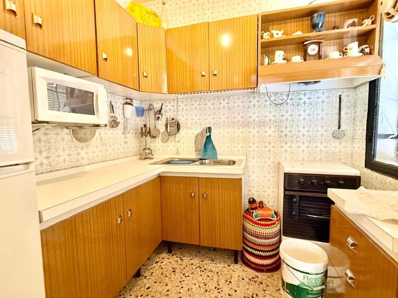 5 bedroom Townhouse for sale in Cacin with garage - € 99,000 (Ref: 9924269)
