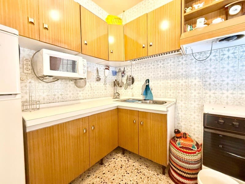 5 bedroom Townhouse for sale in Cacin with garage - € 99,000 (Ref: 9924269)