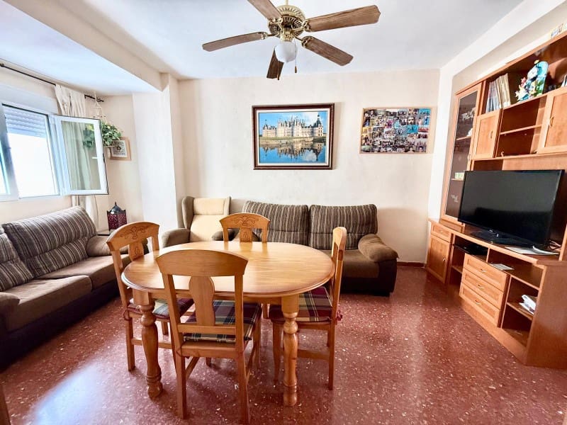 Casa de 5 habitaciones en Alhama de Granada en venta - 145.000 € (Ref: 9939588)