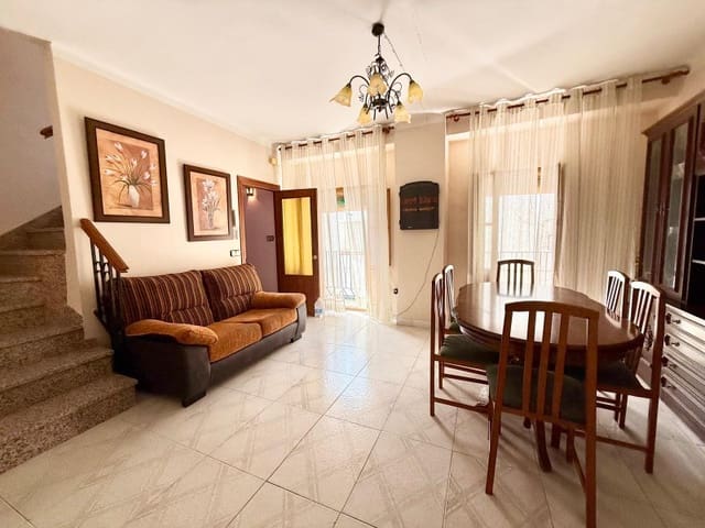 5 soveværelse Byhus til salg i Alhama de Granada - € 145.000 (Ref: 9939588)