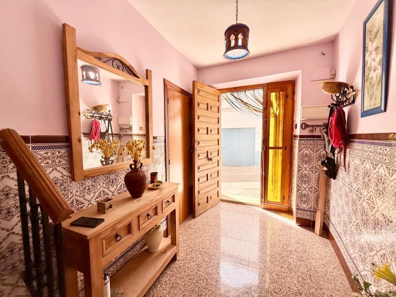 Casa de 5 habitaciones en Alhama de Granada en venta - 145.000 € (Ref: 9939588)