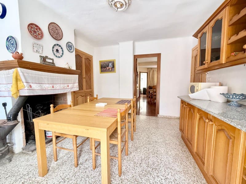 Casa de 5 habitaciones en Alhama de Granada en venta - 145.000 € (Ref: 9939588)