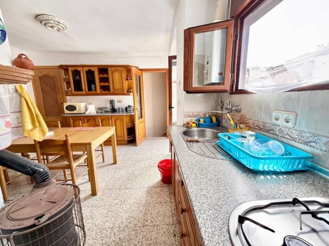 5 soveværelse Byhus til salg i Alhama de Granada - € 145.000 (Ref: 9939588)