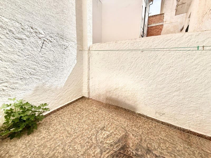Casa de 5 habitaciones en Alhama de Granada en venta - 145.000 € (Ref: 9939588)