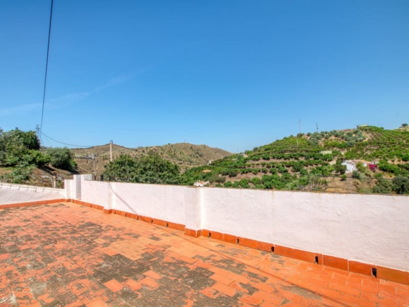 3 bedroom Townhouse for sale in Canillas de Aceituno with garage - € 195,000 (Ref: 9964944)